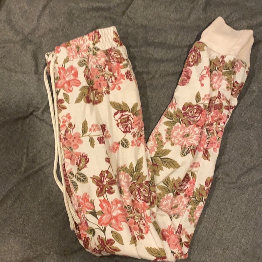 Freshman Floral joggers